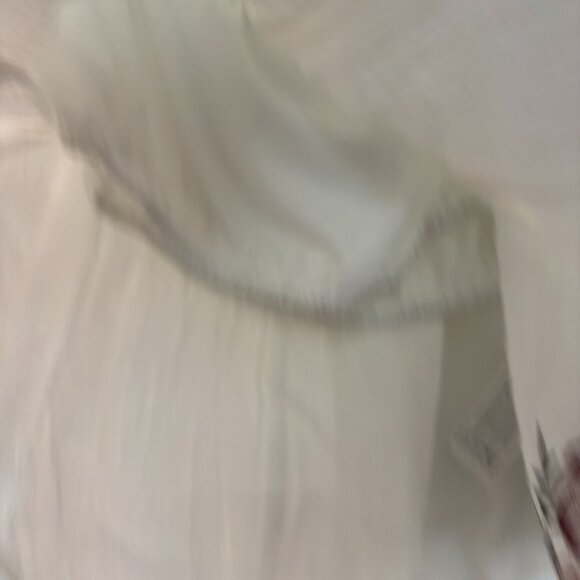 Forever 21 White Off The Shoulder Floral Embroidered Top - Picture 6 of 9